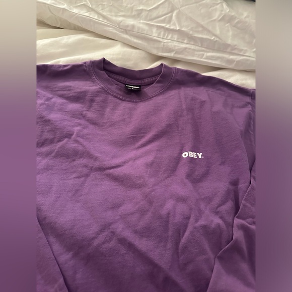 long sleeve obey shirt// pre owned but good condition// men’s S// fits Women S-M - Picture 5 of 5